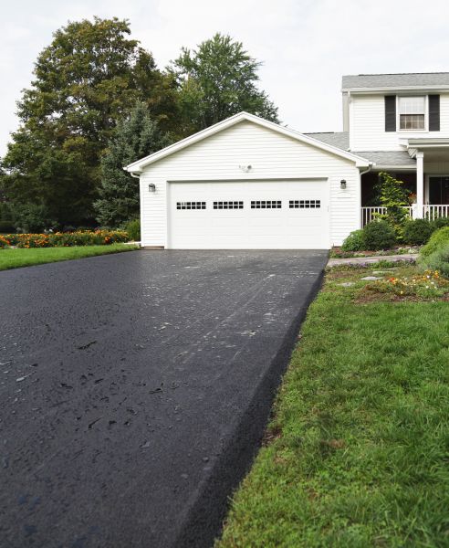 Cost of Blacktop Driveway Paving in Bethlehem